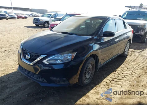 2017 Nissan Sentra S z USA, uszkodzony, nr VIN 3N1AB7AP4HY238117